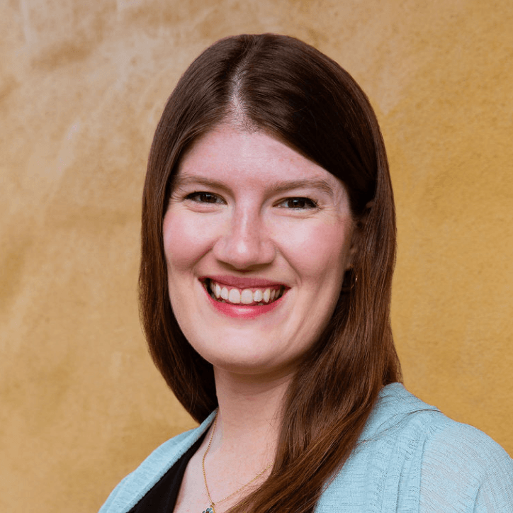 Cassidy Gasteiger headshot